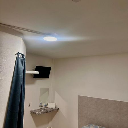 Hotel Cuartos Lupita à Cabo San Lucas Extérieur photo